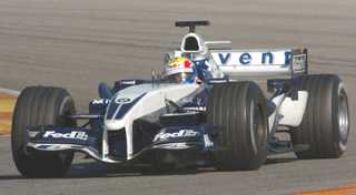 Williams BMW FW27 makes its track debut