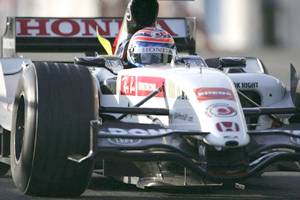 Tony Kanaan tests the BAR Honda 007 in Jerez